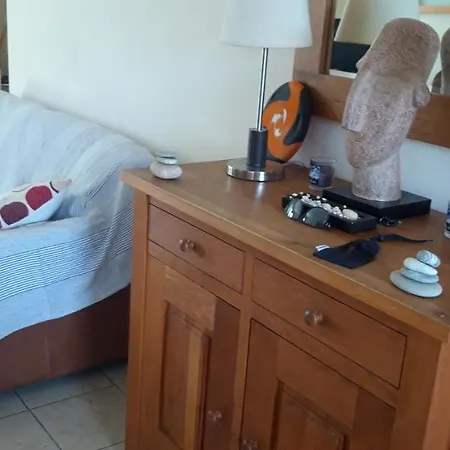 Aphrodite Gardens Appartement *
